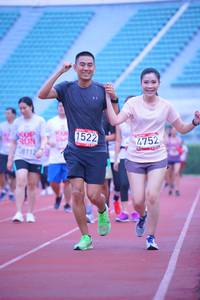 BIB: 1522, 8112, 4752
                            <button type="button" onclick="openModal(5955901)" class="btn btn-primary btn-sm float-right btn-popup" data-toggle="modal" data-target=".modal-high-quality">
                        <i class="fas fa-shopping-cart"></i> Add to Cart
                    </button>
                                            <button type="button" onclick="isThisMe(5955901, true)" class="btn btn-success btn-sm float-right btn-popup btn-isme hidden" data-toggle="tooltip" data-placement="bottom" title="นี่คือรูปของคุณใช่ไหม คลิกที่นี่เพื่อเอาเข้าอัลบั้ม">
                        <i class="fas fa-plus"></i> Add to album
                    </button>
                    <button type="button" onclick="isThisMe(5955901, false)" class="btn btn-warning btn-sm float-right btn-popup btn-isnotme hidden">
                        <i class="fas fa-ban"></i> Remove from album
                    </button>