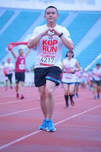 BIB: 2019, 4217
                            <button type="button" onclick="openModal(5958125)" class="btn btn-primary btn-sm float-right btn-popup" data-toggle="modal" data-target=".modal-high-quality">
                        <i class="fas fa-shopping-cart"></i> Add to Cart
                    </button>
                                            <button type="button" onclick="isThisMe(5958125, true)" class="btn btn-success btn-sm float-right btn-popup btn-isme hidden" data-toggle="tooltip" data-placement="bottom" title="นี่คือรูปของคุณใช่ไหม คลิกที่นี่เพื่อเอาเข้าอัลบั้ม">
                        <i class="fas fa-plus"></i> Add to album
                    </button>
                    <button type="button" onclick="isThisMe(5958125, false)" class="btn btn-warning btn-sm float-right btn-popup btn-isnotme hidden">
                        <i class="fas fa-ban"></i> Remove from album
                    </button>