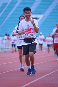 BIB: 1428
                            <button type="button" onclick="openModal(5962414)" class="btn btn-primary btn-sm float-right btn-popup" data-toggle="modal" data-target=".modal-high-quality">
                        <i class="fas fa-shopping-cart"></i> Add to Cart
                    </button>
                                            <button type="button" onclick="isThisMe(5962414, true)" class="btn btn-success btn-sm float-right btn-popup btn-isme hidden" data-toggle="tooltip" data-placement="bottom" title="นี่คือรูปของคุณใช่ไหม คลิกที่นี่เพื่อเอาเข้าอัลบั้ม">
                        <i class="fas fa-plus"></i> Add to album
                    </button>
                    <button type="button" onclick="isThisMe(5962414, false)" class="btn btn-warning btn-sm float-right btn-popup btn-isnotme hidden">
                        <i class="fas fa-ban"></i> Remove from album
                    </button>