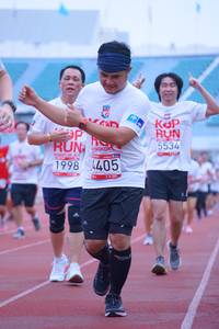 BIB: 5534, 1998, 405
                            <button type="button" onclick="openModal(5962999)" class="btn btn-primary btn-sm float-right btn-popup" data-toggle="modal" data-target=".modal-high-quality">
                        <i class="fas fa-shopping-cart"></i> Add to Cart
                    </button>
                                            <button type="button" onclick="isThisMe(5962999, true)" class="btn btn-success btn-sm float-right btn-popup btn-isme hidden" data-toggle="tooltip" data-placement="bottom" title="นี่คือรูปของคุณใช่ไหม คลิกที่นี่เพื่อเอาเข้าอัลบั้ม">
                        <i class="fas fa-plus"></i> Add to album
                    </button>
                    <button type="button" onclick="isThisMe(5962999, false)" class="btn btn-warning btn-sm float-right btn-popup btn-isnotme hidden">
                        <i class="fas fa-ban"></i> Remove from album
                    </button>