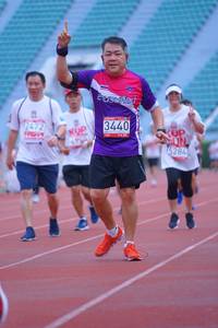 BIB: 3440, 2472, 5284, 
                            <button type="button" onclick="openModal(5965560)" class="btn btn-primary btn-sm float-right btn-popup" data-toggle="modal" data-target=".modal-high-quality">
                        <i class="fas fa-shopping-cart"></i> Add to Cart
                    </button>
                                            <button type="button" onclick="isThisMe(5965560, true)" class="btn btn-success btn-sm float-right btn-popup btn-isme hidden" data-toggle="tooltip" data-placement="bottom" title="นี่คือรูปของคุณใช่ไหม คลิกที่นี่เพื่อเอาเข้าอัลบั้ม">
                        <i class="fas fa-plus"></i> Add to album
                    </button>
                    <button type="button" onclick="isThisMe(5965560, false)" class="btn btn-warning btn-sm float-right btn-popup btn-isnotme hidden">
                        <i class="fas fa-ban"></i> Remove from album
                    </button>