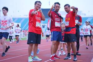 BIB: 385, 1175, 175, 4293, 199
                            <button type="button" onclick="openModal(5961425)" class="btn btn-primary btn-sm float-right btn-popup" data-toggle="modal" data-target=".modal-high-quality">
                        <i class="fas fa-shopping-cart"></i> Add to Cart
                    </button>
                                            <button type="button" onclick="isThisMe(5961425, true)" class="btn btn-success btn-sm float-right btn-popup btn-isme hidden" data-toggle="tooltip" data-placement="bottom" title="นี่คือรูปของคุณใช่ไหม คลิกที่นี่เพื่อเอาเข้าอัลบั้ม">
                        <i class="fas fa-plus"></i> Add to album
                    </button>
                    <button type="button" onclick="isThisMe(5961425, false)" class="btn btn-warning btn-sm float-right btn-popup btn-isnotme hidden">
                        <i class="fas fa-ban"></i> Remove from album
                    </button>