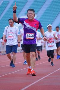 BIB: 2472, 3440, 5284, 
                            <button type="button" onclick="openModal(5965606)" class="btn btn-primary btn-sm float-right btn-popup" data-toggle="modal" data-target=".modal-high-quality">
                        <i class="fas fa-shopping-cart"></i> Add to Cart
                    </button>
                                            <button type="button" onclick="isThisMe(5965606, true)" class="btn btn-success btn-sm float-right btn-popup btn-isme hidden" data-toggle="tooltip" data-placement="bottom" title="นี่คือรูปของคุณใช่ไหม คลิกที่นี่เพื่อเอาเข้าอัลบั้ม">
                        <i class="fas fa-plus"></i> Add to album
                    </button>
                    <button type="button" onclick="isThisMe(5965606, false)" class="btn btn-warning btn-sm float-right btn-popup btn-isnotme hidden">
                        <i class="fas fa-ban"></i> Remove from album
                    </button>