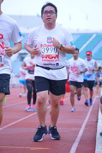 BIB: 3990, 019, 2012
                            <button type="button" onclick="openModal(5963559)" class="btn btn-primary btn-sm float-right btn-popup" data-toggle="modal" data-target=".modal-high-quality">
                        <i class="fas fa-shopping-cart"></i> Add to Cart
                    </button>
                                            <button type="button" onclick="isThisMe(5963559, true)" class="btn btn-success btn-sm float-right btn-popup btn-isme hidden" data-toggle="tooltip" data-placement="bottom" title="นี่คือรูปของคุณใช่ไหม คลิกที่นี่เพื่อเอาเข้าอัลบั้ม">
                        <i class="fas fa-plus"></i> Add to album
                    </button>
                    <button type="button" onclick="isThisMe(5963559, false)" class="btn btn-warning btn-sm float-right btn-popup btn-isnotme hidden">
                        <i class="fas fa-ban"></i> Remove from album
                    </button>