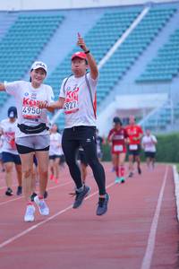 BIB: 4950, 4927
                            <button type="button" onclick="openModal(5965986)" class="btn btn-primary btn-sm float-right btn-popup" data-toggle="modal" data-target=".modal-high-quality">
                        <i class="fas fa-shopping-cart"></i> Add to Cart
                    </button>
                                            <button type="button" onclick="isThisMe(5965986, true)" class="btn btn-success btn-sm float-right btn-popup btn-isme hidden" data-toggle="tooltip" data-placement="bottom" title="นี่คือรูปของคุณใช่ไหม คลิกที่นี่เพื่อเอาเข้าอัลบั้ม">
                        <i class="fas fa-plus"></i> Add to album
                    </button>
                    <button type="button" onclick="isThisMe(5965986, false)" class="btn btn-warning btn-sm float-right btn-popup btn-isnotme hidden">
                        <i class="fas fa-ban"></i> Remove from album
                    </button>