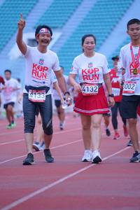 BIB: 201, 8002, 4132, 4133
                            <button type="button" onclick="openModal(5962056)" class="btn btn-primary btn-sm float-right btn-popup" data-toggle="modal" data-target=".modal-high-quality">
                        <i class="fas fa-shopping-cart"></i> Add to Cart
                    </button>
                                            <button type="button" onclick="isThisMe(5962056, true)" class="btn btn-success btn-sm float-right btn-popup btn-isme hidden" data-toggle="tooltip" data-placement="bottom" title="นี่คือรูปของคุณใช่ไหม คลิกที่นี่เพื่อเอาเข้าอัลบั้ม">
                        <i class="fas fa-plus"></i> Add to album
                    </button>
                    <button type="button" onclick="isThisMe(5962056, false)" class="btn btn-warning btn-sm float-right btn-popup btn-isnotme hidden">
                        <i class="fas fa-ban"></i> Remove from album
                    </button>