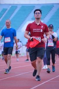 BIB: 828, 1040
                            <button type="button" onclick="openModal(5962757)" class="btn btn-primary btn-sm float-right btn-popup" data-toggle="modal" data-target=".modal-high-quality">
                        <i class="fas fa-shopping-cart"></i> Add to Cart
                    </button>
                                            <button type="button" onclick="isThisMe(5962757, true)" class="btn btn-success btn-sm float-right btn-popup btn-isme hidden" data-toggle="tooltip" data-placement="bottom" title="นี่คือรูปของคุณใช่ไหม คลิกที่นี่เพื่อเอาเข้าอัลบั้ม">
                        <i class="fas fa-plus"></i> Add to album
                    </button>
                    <button type="button" onclick="isThisMe(5962757, false)" class="btn btn-warning btn-sm float-right btn-popup btn-isnotme hidden">
                        <i class="fas fa-ban"></i> Remove from album
                    </button>