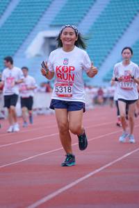 BIB: 1197, 5318
                            <button type="button" onclick="openModal(5965704)" class="btn btn-primary btn-sm float-right btn-popup" data-toggle="modal" data-target=".modal-high-quality">
                        <i class="fas fa-shopping-cart"></i> Add to Cart
                    </button>
                                            <button type="button" onclick="isThisMe(5965704, true)" class="btn btn-success btn-sm float-right btn-popup btn-isme hidden" data-toggle="tooltip" data-placement="bottom" title="นี่คือรูปของคุณใช่ไหม คลิกที่นี่เพื่อเอาเข้าอัลบั้ม">
                        <i class="fas fa-plus"></i> Add to album
                    </button>
                    <button type="button" onclick="isThisMe(5965704, false)" class="btn btn-warning btn-sm float-right btn-popup btn-isnotme hidden">
                        <i class="fas fa-ban"></i> Remove from album
                    </button>