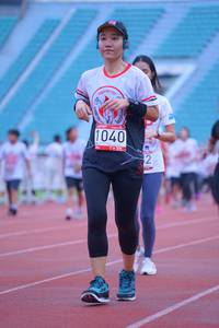 BIB: 1040
                            <button type="button" onclick="openModal(5962799)" class="btn btn-primary btn-sm float-right btn-popup" data-toggle="modal" data-target=".modal-high-quality">
                        <i class="fas fa-shopping-cart"></i> Add to Cart
                    </button>
                                            <button type="button" onclick="isThisMe(5962799, true)" class="btn btn-success btn-sm float-right btn-popup btn-isme hidden" data-toggle="tooltip" data-placement="bottom" title="นี่คือรูปของคุณใช่ไหม คลิกที่นี่เพื่อเอาเข้าอัลบั้ม">
                        <i class="fas fa-plus"></i> Add to album
                    </button>
                    <button type="button" onclick="isThisMe(5962799, false)" class="btn btn-warning btn-sm float-right btn-popup btn-isnotme hidden">
                        <i class="fas fa-ban"></i> Remove from album
                    </button>