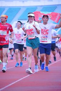 BIB: 3583, 4897, 15902, 2499
                            <button type="button" onclick="openModal(5955836)" class="btn btn-primary btn-sm float-right btn-popup" data-toggle="modal" data-target=".modal-high-quality">
                        <i class="fas fa-shopping-cart"></i> Add to Cart
                    </button>
                                            <button type="button" onclick="isThisMe(5955836, true)" class="btn btn-success btn-sm float-right btn-popup btn-isme hidden" data-toggle="tooltip" data-placement="bottom" title="นี่คือรูปของคุณใช่ไหม คลิกที่นี่เพื่อเอาเข้าอัลบั้ม">
                        <i class="fas fa-plus"></i> Add to album
                    </button>
                    <button type="button" onclick="isThisMe(5955836, false)" class="btn btn-warning btn-sm float-right btn-popup btn-isnotme hidden">
                        <i class="fas fa-ban"></i> Remove from album
                    </button>