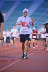 BIB: 6827
                            <button type="button" onclick="openModal(5949264)" class="btn btn-primary btn-sm float-right btn-popup" data-toggle="modal" data-target=".modal-high-quality">
                        <i class="fas fa-shopping-cart"></i> Add to Cart
                    </button>
                                            <button type="button" onclick="isThisMe(5949264, true)" class="btn btn-success btn-sm float-right btn-popup btn-isme hidden" data-toggle="tooltip" data-placement="bottom" title="นี่คือรูปของคุณใช่ไหม คลิกที่นี่เพื่อเอาเข้าอัลบั้ม">
                        <i class="fas fa-plus"></i> Add to album
                    </button>
                    <button type="button" onclick="isThisMe(5949264, false)" class="btn btn-warning btn-sm float-right btn-popup btn-isnotme hidden">
                        <i class="fas fa-ban"></i> Remove from album
                    </button>