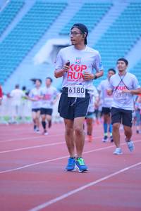 BIB: 6180, 41975, 
                            <button type="button" onclick="openModal(5958423)" class="btn btn-primary btn-sm float-right btn-popup" data-toggle="modal" data-target=".modal-high-quality">
                        <i class="fas fa-shopping-cart"></i> Add to Cart
                    </button>
                                            <button type="button" onclick="isThisMe(5958423, true)" class="btn btn-success btn-sm float-right btn-popup btn-isme hidden" data-toggle="tooltip" data-placement="bottom" title="นี่คือรูปของคุณใช่ไหม คลิกที่นี่เพื่อเอาเข้าอัลบั้ม">
                        <i class="fas fa-plus"></i> Add to album
                    </button>
                    <button type="button" onclick="isThisMe(5958423, false)" class="btn btn-warning btn-sm float-right btn-popup btn-isnotme hidden">
                        <i class="fas fa-ban"></i> Remove from album
                    </button>