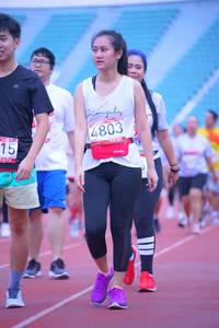 BIB: 4803
                            <button type="button" onclick="openModal(5955969)" class="btn btn-primary btn-sm float-right btn-popup" data-toggle="modal" data-target=".modal-high-quality">
                        <i class="fas fa-shopping-cart"></i> Add to Cart
                    </button>
                                            <button type="button" onclick="isThisMe(5955969, true)" class="btn btn-success btn-sm float-right btn-popup btn-isme hidden" data-toggle="tooltip" data-placement="bottom" title="นี่คือรูปของคุณใช่ไหม คลิกที่นี่เพื่อเอาเข้าอัลบั้ม">
                        <i class="fas fa-plus"></i> Add to album
                    </button>
                    <button type="button" onclick="isThisMe(5955969, false)" class="btn btn-warning btn-sm float-right btn-popup btn-isnotme hidden">
                        <i class="fas fa-ban"></i> Remove from album
                    </button>