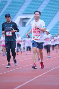 BIB: 1686, 2018, 5051
                            <button type="button" onclick="openModal(5963658)" class="btn btn-primary btn-sm float-right btn-popup" data-toggle="modal" data-target=".modal-high-quality">
                        <i class="fas fa-shopping-cart"></i> Add to Cart
                    </button>
                                            <button type="button" onclick="isThisMe(5963658, true)" class="btn btn-success btn-sm float-right btn-popup btn-isme hidden" data-toggle="tooltip" data-placement="bottom" title="นี่คือรูปของคุณใช่ไหม คลิกที่นี่เพื่อเอาเข้าอัลบั้ม">
                        <i class="fas fa-plus"></i> Add to album
                    </button>
                    <button type="button" onclick="isThisMe(5963658, false)" class="btn btn-warning btn-sm float-right btn-popup btn-isnotme hidden">
                        <i class="fas fa-ban"></i> Remove from album
                    </button>