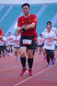 BIB: 4353, 3111
                            <button type="button" onclick="openModal(5964792)" class="btn btn-primary btn-sm float-right btn-popup" data-toggle="modal" data-target=".modal-high-quality">
                        <i class="fas fa-shopping-cart"></i> Add to Cart
                    </button>
                                            <button type="button" onclick="isThisMe(5964792, true)" class="btn btn-success btn-sm float-right btn-popup btn-isme hidden" data-toggle="tooltip" data-placement="bottom" title="นี่คือรูปของคุณใช่ไหม คลิกที่นี่เพื่อเอาเข้าอัลบั้ม">
                        <i class="fas fa-plus"></i> Add to album
                    </button>
                    <button type="button" onclick="isThisMe(5964792, false)" class="btn btn-warning btn-sm float-right btn-popup btn-isnotme hidden">
                        <i class="fas fa-ban"></i> Remove from album
                    </button>