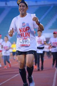 BIB: 4595
                            <button type="button" onclick="openModal(5952099)" class="btn btn-primary btn-sm float-right btn-popup" data-toggle="modal" data-target=".modal-high-quality">
                        <i class="fas fa-shopping-cart"></i> Add to Cart
                    </button>
                                            <button type="button" onclick="isThisMe(5952099, true)" class="btn btn-success btn-sm float-right btn-popup btn-isme hidden" data-toggle="tooltip" data-placement="bottom" title="นี่คือรูปของคุณใช่ไหม คลิกที่นี่เพื่อเอาเข้าอัลบั้ม">
                        <i class="fas fa-plus"></i> Add to album
                    </button>
                    <button type="button" onclick="isThisMe(5952099, false)" class="btn btn-warning btn-sm float-right btn-popup btn-isnotme hidden">
                        <i class="fas fa-ban"></i> Remove from album
                    </button>