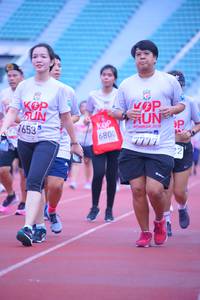 BIB: 7653, 6800, 2019, 7777
                            <button type="button" onclick="openModal(5956293)" class="btn btn-primary btn-sm float-right btn-popup" data-toggle="modal" data-target=".modal-high-quality">
                        <i class="fas fa-shopping-cart"></i> Add to Cart
                    </button>
                                            <button type="button" onclick="isThisMe(5956293, true)" class="btn btn-success btn-sm float-right btn-popup btn-isme hidden" data-toggle="tooltip" data-placement="bottom" title="นี่คือรูปของคุณใช่ไหม คลิกที่นี่เพื่อเอาเข้าอัลบั้ม">
                        <i class="fas fa-plus"></i> Add to album
                    </button>
                    <button type="button" onclick="isThisMe(5956293, false)" class="btn btn-warning btn-sm float-right btn-popup btn-isnotme hidden">
                        <i class="fas fa-ban"></i> Remove from album
                    </button>