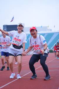 BIB: 4950, 4927
                            <button type="button" onclick="openModal(5966020)" class="btn btn-primary btn-sm float-right btn-popup" data-toggle="modal" data-target=".modal-high-quality">
                        <i class="fas fa-shopping-cart"></i> Add to Cart
                    </button>
                                            <button type="button" onclick="isThisMe(5966020, true)" class="btn btn-success btn-sm float-right btn-popup btn-isme hidden" data-toggle="tooltip" data-placement="bottom" title="นี่คือรูปของคุณใช่ไหม คลิกที่นี่เพื่อเอาเข้าอัลบั้ม">
                        <i class="fas fa-plus"></i> Add to album
                    </button>
                    <button type="button" onclick="isThisMe(5966020, false)" class="btn btn-warning btn-sm float-right btn-popup btn-isnotme hidden">
                        <i class="fas fa-ban"></i> Remove from album
                    </button>