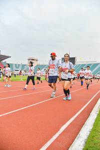 BIB: 7135, 2134, 2135
                            <button type="button" onclick="openModal(5987884)" class="btn btn-primary btn-sm float-right btn-popup" data-toggle="modal" data-target=".modal-high-quality">
                        <i class="fas fa-shopping-cart"></i> Add to Cart
                    </button>
                                            <button type="button" onclick="isThisMe(5987884, true)" class="btn btn-success btn-sm float-right btn-popup btn-isme hidden" data-toggle="tooltip" data-placement="bottom" title="นี่คือรูปของคุณใช่ไหม คลิกที่นี่เพื่อเอาเข้าอัลบั้ม">
                        <i class="fas fa-plus"></i> Add to album
                    </button>
                    <button type="button" onclick="isThisMe(5987884, false)" class="btn btn-warning btn-sm float-right btn-popup btn-isnotme hidden">
                        <i class="fas fa-ban"></i> Remove from album
                    </button>