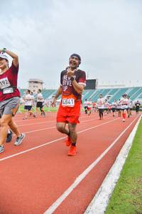 BIB: 192, 14841, 4841
                            <button type="button" onclick="openModal(5986789)" class="btn btn-primary btn-sm float-right btn-popup" data-toggle="modal" data-target=".modal-high-quality">
                        <i class="fas fa-shopping-cart"></i> Add to Cart
                    </button>
                                            <button type="button" onclick="isThisMe(5986789, true)" class="btn btn-success btn-sm float-right btn-popup btn-isme hidden" data-toggle="tooltip" data-placement="bottom" title="นี่คือรูปของคุณใช่ไหม คลิกที่นี่เพื่อเอาเข้าอัลบั้ม">
                        <i class="fas fa-plus"></i> Add to album
                    </button>
                    <button type="button" onclick="isThisMe(5986789, false)" class="btn btn-warning btn-sm float-right btn-popup btn-isnotme hidden">
                        <i class="fas fa-ban"></i> Remove from album
                    </button>