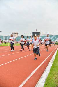 BIB: 481
                            <button type="button" onclick="openModal(5987924)" class="btn btn-primary btn-sm float-right btn-popup" data-toggle="modal" data-target=".modal-high-quality">
                        <i class="fas fa-shopping-cart"></i> Add to Cart
                    </button>
                                            <button type="button" onclick="isThisMe(5987924, true)" class="btn btn-success btn-sm float-right btn-popup btn-isme hidden" data-toggle="tooltip" data-placement="bottom" title="นี่คือรูปของคุณใช่ไหม คลิกที่นี่เพื่อเอาเข้าอัลบั้ม">
                        <i class="fas fa-plus"></i> Add to album
                    </button>
                    <button type="button" onclick="isThisMe(5987924, false)" class="btn btn-warning btn-sm float-right btn-popup btn-isnotme hidden">
                        <i class="fas fa-ban"></i> Remove from album
                    </button>