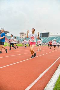 BIB: 640
                            <button type="button" onclick="openModal(5989032)" class="btn btn-primary btn-sm float-right btn-popup" data-toggle="modal" data-target=".modal-high-quality">
                        <i class="fas fa-shopping-cart"></i> Add to Cart
                    </button>
                                            <button type="button" onclick="isThisMe(5989032, true)" class="btn btn-success btn-sm float-right btn-popup btn-isme hidden" data-toggle="tooltip" data-placement="bottom" title="นี่คือรูปของคุณใช่ไหม คลิกที่นี่เพื่อเอาเข้าอัลบั้ม">
                        <i class="fas fa-plus"></i> Add to album
                    </button>
                    <button type="button" onclick="isThisMe(5989032, false)" class="btn btn-warning btn-sm float-right btn-popup btn-isnotme hidden">
                        <i class="fas fa-ban"></i> Remove from album
                    </button>