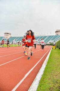 BIB: 1910, 2910
                            <button type="button" onclick="openModal(5988127)" class="btn btn-primary btn-sm float-right btn-popup" data-toggle="modal" data-target=".modal-high-quality">
                        <i class="fas fa-shopping-cart"></i> Add to Cart
                    </button>
                                            <button type="button" onclick="isThisMe(5988127, true)" class="btn btn-success btn-sm float-right btn-popup btn-isme hidden" data-toggle="tooltip" data-placement="bottom" title="นี่คือรูปของคุณใช่ไหม คลิกที่นี่เพื่อเอาเข้าอัลบั้ม">
                        <i class="fas fa-plus"></i> Add to album
                    </button>
                    <button type="button" onclick="isThisMe(5988127, false)" class="btn btn-warning btn-sm float-right btn-popup btn-isnotme hidden">
                        <i class="fas fa-ban"></i> Remove from album
                    </button>