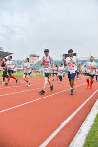 BIB: 9862, 5436, 483, 54361
                            <button type="button" onclick="openModal(5986901)" class="btn btn-primary btn-sm float-right btn-popup" data-toggle="modal" data-target=".modal-high-quality">
                        <i class="fas fa-shopping-cart"></i> Add to Cart
                    </button>
                                            <button type="button" onclick="isThisMe(5986901, true)" class="btn btn-success btn-sm float-right btn-popup btn-isme hidden" data-toggle="tooltip" data-placement="bottom" title="นี่คือรูปของคุณใช่ไหม คลิกที่นี่เพื่อเอาเข้าอัลบั้ม">
                        <i class="fas fa-plus"></i> Add to album
                    </button>
                    <button type="button" onclick="isThisMe(5986901, false)" class="btn btn-warning btn-sm float-right btn-popup btn-isnotme hidden">
                        <i class="fas fa-ban"></i> Remove from album
                    </button>