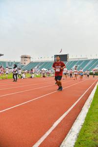 BIB: 100
                            <button type="button" onclick="openModal(5990521)" class="btn btn-primary btn-sm float-right btn-popup" data-toggle="modal" data-target=".modal-high-quality">
                        <i class="fas fa-shopping-cart"></i> Add to Cart
                    </button>
                                            <button type="button" onclick="isThisMe(5990521, true)" class="btn btn-success btn-sm float-right btn-popup btn-isme hidden" data-toggle="tooltip" data-placement="bottom" title="นี่คือรูปของคุณใช่ไหม คลิกที่นี่เพื่อเอาเข้าอัลบั้ม">
                        <i class="fas fa-plus"></i> Add to album
                    </button>
                    <button type="button" onclick="isThisMe(5990521, false)" class="btn btn-warning btn-sm float-right btn-popup btn-isnotme hidden">
                        <i class="fas fa-ban"></i> Remove from album
                    </button>