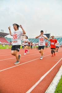 BIB: 5534, 6294, 4473, 294
                            <button type="button" onclick="openModal(5989274)" class="btn btn-primary btn-sm float-right btn-popup" data-toggle="modal" data-target=".modal-high-quality">
                        <i class="fas fa-shopping-cart"></i> Add to Cart
                    </button>
                                            <button type="button" onclick="isThisMe(5989274, true)" class="btn btn-success btn-sm float-right btn-popup btn-isme hidden" data-toggle="tooltip" data-placement="bottom" title="นี่คือรูปของคุณใช่ไหม คลิกที่นี่เพื่อเอาเข้าอัลบั้ม">
                        <i class="fas fa-plus"></i> Add to album
                    </button>
                    <button type="button" onclick="isThisMe(5989274, false)" class="btn btn-warning btn-sm float-right btn-popup btn-isnotme hidden">
                        <i class="fas fa-ban"></i> Remove from album
                    </button>