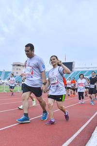 BIB: 7041, 040, 2916
                            <button type="button" onclick="openModal(5994172)" class="btn btn-primary btn-sm float-right btn-popup" data-toggle="modal" data-target=".modal-high-quality">
                        <i class="fas fa-shopping-cart"></i> Add to Cart
                    </button>
                                            <button type="button" onclick="isThisMe(5994172, true)" class="btn btn-success btn-sm float-right btn-popup btn-isme hidden" data-toggle="tooltip" data-placement="bottom" title="นี่คือรูปของคุณใช่ไหม คลิกที่นี่เพื่อเอาเข้าอัลบั้ม">
                        <i class="fas fa-plus"></i> Add to album
                    </button>
                    <button type="button" onclick="isThisMe(5994172, false)" class="btn btn-warning btn-sm float-right btn-popup btn-isnotme hidden">
                        <i class="fas fa-ban"></i> Remove from album
                    </button>