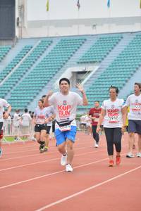 BIB: 1927, 1918, 5084
                            <button type="button" onclick="openModal(5963722)" class="btn btn-primary btn-sm float-right btn-popup" data-toggle="modal" data-target=".modal-high-quality">
                        <i class="fas fa-shopping-cart"></i> Add to Cart
                    </button>
                                            <button type="button" onclick="isThisMe(5963722, true)" class="btn btn-success btn-sm float-right btn-popup btn-isme hidden" data-toggle="tooltip" data-placement="bottom" title="นี่คือรูปของคุณใช่ไหม คลิกที่นี่เพื่อเอาเข้าอัลบั้ม">
                        <i class="fas fa-plus"></i> Add to album
                    </button>
                    <button type="button" onclick="isThisMe(5963722, false)" class="btn btn-warning btn-sm float-right btn-popup btn-isnotme hidden">
                        <i class="fas fa-ban"></i> Remove from album
                    </button>