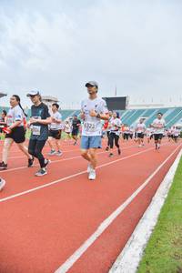 BIB: 6323, 324
                            <button type="button" onclick="openModal(5986116)" class="btn btn-primary btn-sm float-right btn-popup" data-toggle="modal" data-target=".modal-high-quality">
                        <i class="fas fa-shopping-cart"></i> Add to Cart
                    </button>
                                            <button type="button" onclick="isThisMe(5986116, true)" class="btn btn-success btn-sm float-right btn-popup btn-isme hidden" data-toggle="tooltip" data-placement="bottom" title="นี่คือรูปของคุณใช่ไหม คลิกที่นี่เพื่อเอาเข้าอัลบั้ม">
                        <i class="fas fa-plus"></i> Add to album
                    </button>
                    <button type="button" onclick="isThisMe(5986116, false)" class="btn btn-warning btn-sm float-right btn-popup btn-isnotme hidden">
                        <i class="fas fa-ban"></i> Remove from album
                    </button>