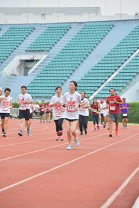 BIB: 1197, 2486
                            <button type="button" onclick="openModal(5964174)" class="btn btn-primary btn-sm float-right btn-popup" data-toggle="modal" data-target=".modal-high-quality">
                        <i class="fas fa-shopping-cart"></i> Add to Cart
                    </button>
                                            <button type="button" onclick="isThisMe(5964174, true)" class="btn btn-success btn-sm float-right btn-popup btn-isme hidden" data-toggle="tooltip" data-placement="bottom" title="นี่คือรูปของคุณใช่ไหม คลิกที่นี่เพื่อเอาเข้าอัลบั้ม">
                        <i class="fas fa-plus"></i> Add to album
                    </button>
                    <button type="button" onclick="isThisMe(5964174, false)" class="btn btn-warning btn-sm float-right btn-popup btn-isnotme hidden">
                        <i class="fas fa-ban"></i> Remove from album
                    </button>