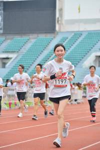 BIB: 1197
                            <button type="button" onclick="openModal(5964214)" class="btn btn-primary btn-sm float-right btn-popup" data-toggle="modal" data-target=".modal-high-quality">
                        <i class="fas fa-shopping-cart"></i> Add to Cart
                    </button>
                                            <button type="button" onclick="isThisMe(5964214, true)" class="btn btn-success btn-sm float-right btn-popup btn-isme hidden" data-toggle="tooltip" data-placement="bottom" title="นี่คือรูปของคุณใช่ไหม คลิกที่นี่เพื่อเอาเข้าอัลบั้ม">
                        <i class="fas fa-plus"></i> Add to album
                    </button>
                    <button type="button" onclick="isThisMe(5964214, false)" class="btn btn-warning btn-sm float-right btn-popup btn-isnotme hidden">
                        <i class="fas fa-ban"></i> Remove from album
                    </button>