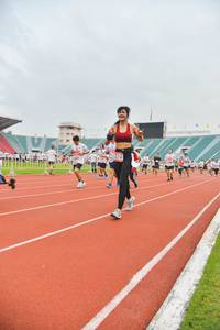 BIB: 312, 
                            <button type="button" onclick="openModal(5987583)" class="btn btn-primary btn-sm float-right btn-popup" data-toggle="modal" data-target=".modal-high-quality">
                        <i class="fas fa-shopping-cart"></i> Add to Cart
                    </button>
                                            <button type="button" onclick="isThisMe(5987583, true)" class="btn btn-success btn-sm float-right btn-popup btn-isme hidden" data-toggle="tooltip" data-placement="bottom" title="นี่คือรูปของคุณใช่ไหม คลิกที่นี่เพื่อเอาเข้าอัลบั้ม">
                        <i class="fas fa-plus"></i> Add to album
                    </button>
                    <button type="button" onclick="isThisMe(5987583, false)" class="btn btn-warning btn-sm float-right btn-popup btn-isnotme hidden">
                        <i class="fas fa-ban"></i> Remove from album
                    </button>