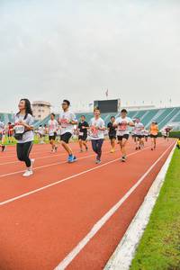 BIB: 8305
                            <button type="button" onclick="openModal(5988826)" class="btn btn-primary btn-sm float-right btn-popup" data-toggle="modal" data-target=".modal-high-quality">
                        <i class="fas fa-shopping-cart"></i> Add to Cart
                    </button>
                                            <button type="button" onclick="isThisMe(5988826, true)" class="btn btn-success btn-sm float-right btn-popup btn-isme hidden" data-toggle="tooltip" data-placement="bottom" title="นี่คือรูปของคุณใช่ไหม คลิกที่นี่เพื่อเอาเข้าอัลบั้ม">
                        <i class="fas fa-plus"></i> Add to album
                    </button>
                    <button type="button" onclick="isThisMe(5988826, false)" class="btn btn-warning btn-sm float-right btn-popup btn-isnotme hidden">
                        <i class="fas fa-ban"></i> Remove from album
                    </button>