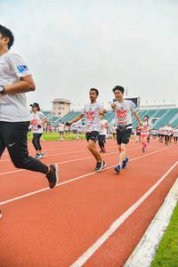 BIB: 009
                            <button type="button" onclick="openModal(5989396)" class="btn btn-primary btn-sm float-right btn-popup" data-toggle="modal" data-target=".modal-high-quality">
                        <i class="fas fa-shopping-cart"></i> Add to Cart
                    </button>
                                            <button type="button" onclick="isThisMe(5989396, true)" class="btn btn-success btn-sm float-right btn-popup btn-isme hidden" data-toggle="tooltip" data-placement="bottom" title="นี่คือรูปของคุณใช่ไหม คลิกที่นี่เพื่อเอาเข้าอัลบั้ม">
                        <i class="fas fa-plus"></i> Add to album
                    </button>
                    <button type="button" onclick="isThisMe(5989396, false)" class="btn btn-warning btn-sm float-right btn-popup btn-isnotme hidden">
                        <i class="fas fa-ban"></i> Remove from album
                    </button>