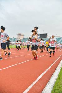 BIB: 9870, 2255
                            <button type="button" onclick="openModal(5987782)" class="btn btn-primary btn-sm float-right btn-popup" data-toggle="modal" data-target=".modal-high-quality">
                        <i class="fas fa-shopping-cart"></i> Add to Cart
                    </button>
                                            <button type="button" onclick="isThisMe(5987782, true)" class="btn btn-success btn-sm float-right btn-popup btn-isme hidden" data-toggle="tooltip" data-placement="bottom" title="นี่คือรูปของคุณใช่ไหม คลิกที่นี่เพื่อเอาเข้าอัลบั้ม">
                        <i class="fas fa-plus"></i> Add to album
                    </button>
                    <button type="button" onclick="isThisMe(5987782, false)" class="btn btn-warning btn-sm float-right btn-popup btn-isnotme hidden">
                        <i class="fas fa-ban"></i> Remove from album
                    </button>