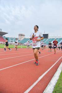 BIB: 1530
                            <button type="button" onclick="openModal(5985746)" class="btn btn-primary btn-sm float-right btn-popup" data-toggle="modal" data-target=".modal-high-quality">
                        <i class="fas fa-shopping-cart"></i> Add to Cart
                    </button>
                                            <button type="button" onclick="isThisMe(5985746, true)" class="btn btn-success btn-sm float-right btn-popup btn-isme hidden" data-toggle="tooltip" data-placement="bottom" title="นี่คือรูปของคุณใช่ไหม คลิกที่นี่เพื่อเอาเข้าอัลบั้ม">
                        <i class="fas fa-plus"></i> Add to album
                    </button>
                    <button type="button" onclick="isThisMe(5985746, false)" class="btn btn-warning btn-sm float-right btn-popup btn-isnotme hidden">
                        <i class="fas fa-ban"></i> Remove from album
                    </button>