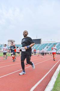 BIB: 716
                            <button type="button" onclick="openModal(5985255)" class="btn btn-primary btn-sm float-right btn-popup" data-toggle="modal" data-target=".modal-high-quality">
                        <i class="fas fa-shopping-cart"></i> Add to Cart
                    </button>
                                            <button type="button" onclick="isThisMe(5985255, true)" class="btn btn-success btn-sm float-right btn-popup btn-isme hidden" data-toggle="tooltip" data-placement="bottom" title="นี่คือรูปของคุณใช่ไหม คลิกที่นี่เพื่อเอาเข้าอัลบั้ม">
                        <i class="fas fa-plus"></i> Add to album
                    </button>
                    <button type="button" onclick="isThisMe(5985255, false)" class="btn btn-warning btn-sm float-right btn-popup btn-isnotme hidden">
                        <i class="fas fa-ban"></i> Remove from album
                    </button>