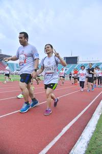 BIB: 7041
                            <button type="button" onclick="openModal(5994171)" class="btn btn-primary btn-sm float-right btn-popup" data-toggle="modal" data-target=".modal-high-quality">
                        <i class="fas fa-shopping-cart"></i> Add to Cart
                    </button>
                                            <button type="button" onclick="isThisMe(5994171, true)" class="btn btn-success btn-sm float-right btn-popup btn-isme hidden" data-toggle="tooltip" data-placement="bottom" title="นี่คือรูปของคุณใช่ไหม คลิกที่นี่เพื่อเอาเข้าอัลบั้ม">
                        <i class="fas fa-plus"></i> Add to album
                    </button>
                    <button type="button" onclick="isThisMe(5994171, false)" class="btn btn-warning btn-sm float-right btn-popup btn-isnotme hidden">
                        <i class="fas fa-ban"></i> Remove from album
                    </button>