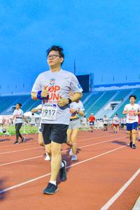 BIB: 7917, 557
                            <button type="button" onclick="openModal(5983213)" class="btn btn-primary btn-sm float-right btn-popup" data-toggle="modal" data-target=".modal-high-quality">
                        <i class="fas fa-shopping-cart"></i> Add to Cart
                    </button>
                                            <button type="button" onclick="isThisMe(5983213, true)" class="btn btn-success btn-sm float-right btn-popup btn-isme hidden" data-toggle="tooltip" data-placement="bottom" title="นี่คือรูปของคุณใช่ไหม คลิกที่นี่เพื่อเอาเข้าอัลบั้ม">
                        <i class="fas fa-plus"></i> Add to album
                    </button>
                    <button type="button" onclick="isThisMe(5983213, false)" class="btn btn-warning btn-sm float-right btn-popup btn-isnotme hidden">
                        <i class="fas fa-ban"></i> Remove from album
                    </button>