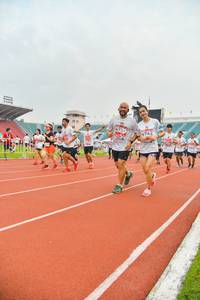 BIB: 4957, 2942, 4942
                            <button type="button" onclick="openModal(5989179)" class="btn btn-primary btn-sm float-right btn-popup" data-toggle="modal" data-target=".modal-high-quality">
                        <i class="fas fa-shopping-cart"></i> Add to Cart
                    </button>
                                            <button type="button" onclick="isThisMe(5989179, true)" class="btn btn-success btn-sm float-right btn-popup btn-isme hidden" data-toggle="tooltip" data-placement="bottom" title="นี่คือรูปของคุณใช่ไหม คลิกที่นี่เพื่อเอาเข้าอัลบั้ม">
                        <i class="fas fa-plus"></i> Add to album
                    </button>
                    <button type="button" onclick="isThisMe(5989179, false)" class="btn btn-warning btn-sm float-right btn-popup btn-isnotme hidden">
                        <i class="fas fa-ban"></i> Remove from album
                    </button>