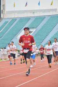 BIB: 927, 5035, 1918
                            <button type="button" onclick="openModal(5963715)" class="btn btn-primary btn-sm float-right btn-popup" data-toggle="modal" data-target=".modal-high-quality">
                        <i class="fas fa-shopping-cart"></i> Add to Cart
                    </button>
                                            <button type="button" onclick="isThisMe(5963715, true)" class="btn btn-success btn-sm float-right btn-popup btn-isme hidden" data-toggle="tooltip" data-placement="bottom" title="นี่คือรูปของคุณใช่ไหม คลิกที่นี่เพื่อเอาเข้าอัลบั้ม">
                        <i class="fas fa-plus"></i> Add to album
                    </button>
                    <button type="button" onclick="isThisMe(5963715, false)" class="btn btn-warning btn-sm float-right btn-popup btn-isnotme hidden">
                        <i class="fas fa-ban"></i> Remove from album
                    </button>