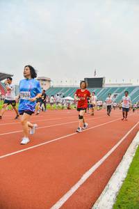 BIB: 7826
                            <button type="button" onclick="openModal(5989983)" class="btn btn-primary btn-sm float-right btn-popup" data-toggle="modal" data-target=".modal-high-quality">
                        <i class="fas fa-shopping-cart"></i> Add to Cart
                    </button>
                                            <button type="button" onclick="isThisMe(5989983, true)" class="btn btn-success btn-sm float-right btn-popup btn-isme hidden" data-toggle="tooltip" data-placement="bottom" title="นี่คือรูปของคุณใช่ไหม คลิกที่นี่เพื่อเอาเข้าอัลบั้ม">
                        <i class="fas fa-plus"></i> Add to album
                    </button>
                    <button type="button" onclick="isThisMe(5989983, false)" class="btn btn-warning btn-sm float-right btn-popup btn-isnotme hidden">
                        <i class="fas fa-ban"></i> Remove from album
                    </button>