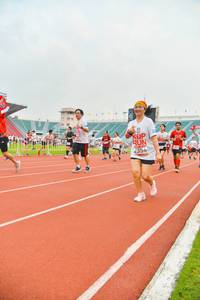 BIB: 2354
                            <button type="button" onclick="openModal(5989307)" class="btn btn-primary btn-sm float-right btn-popup" data-toggle="modal" data-target=".modal-high-quality">
                        <i class="fas fa-shopping-cart"></i> Add to Cart
                    </button>
                                            <button type="button" onclick="isThisMe(5989307, true)" class="btn btn-success btn-sm float-right btn-popup btn-isme hidden" data-toggle="tooltip" data-placement="bottom" title="นี่คือรูปของคุณใช่ไหม คลิกที่นี่เพื่อเอาเข้าอัลบั้ม">
                        <i class="fas fa-plus"></i> Add to album
                    </button>
                    <button type="button" onclick="isThisMe(5989307, false)" class="btn btn-warning btn-sm float-right btn-popup btn-isnotme hidden">
                        <i class="fas fa-ban"></i> Remove from album
                    </button>