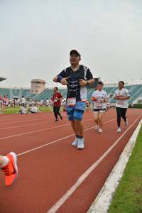 BIB: 837, 4402, 3373
                            <button type="button" onclick="openModal(5990795)" class="btn btn-primary btn-sm float-right btn-popup" data-toggle="modal" data-target=".modal-high-quality">
                        <i class="fas fa-shopping-cart"></i> Add to Cart
                    </button>
                                            <button type="button" onclick="isThisMe(5990795, true)" class="btn btn-success btn-sm float-right btn-popup btn-isme hidden" data-toggle="tooltip" data-placement="bottom" title="นี่คือรูปของคุณใช่ไหม คลิกที่นี่เพื่อเอาเข้าอัลบั้ม">
                        <i class="fas fa-plus"></i> Add to album
                    </button>
                    <button type="button" onclick="isThisMe(5990795, false)" class="btn btn-warning btn-sm float-right btn-popup btn-isnotme hidden">
                        <i class="fas fa-ban"></i> Remove from album
                    </button>