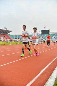 BIB: 1719, 2371, 5371
                            <button type="button" onclick="openModal(5990199)" class="btn btn-primary btn-sm float-right btn-popup" data-toggle="modal" data-target=".modal-high-quality">
                        <i class="fas fa-shopping-cart"></i> Add to Cart
                    </button>
                                            <button type="button" onclick="isThisMe(5990199, true)" class="btn btn-success btn-sm float-right btn-popup btn-isme hidden" data-toggle="tooltip" data-placement="bottom" title="นี่คือรูปของคุณใช่ไหม คลิกที่นี่เพื่อเอาเข้าอัลบั้ม">
                        <i class="fas fa-plus"></i> Add to album
                    </button>
                    <button type="button" onclick="isThisMe(5990199, false)" class="btn btn-warning btn-sm float-right btn-popup btn-isnotme hidden">
                        <i class="fas fa-ban"></i> Remove from album
                    </button>