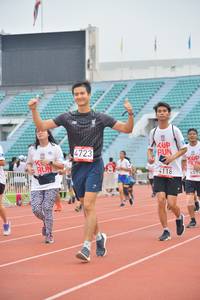 BIB: 4723, 4118, 459
                            <button type="button" onclick="openModal(5990861)" class="btn btn-primary btn-sm float-right btn-popup" data-toggle="modal" data-target=".modal-high-quality">
                        <i class="fas fa-shopping-cart"></i> Add to Cart
                    </button>
                                            <button type="button" onclick="isThisMe(5990861, true)" class="btn btn-success btn-sm float-right btn-popup btn-isme hidden" data-toggle="tooltip" data-placement="bottom" title="นี่คือรูปของคุณใช่ไหม คลิกที่นี่เพื่อเอาเข้าอัลบั้ม">
                        <i class="fas fa-plus"></i> Add to album
                    </button>
                    <button type="button" onclick="isThisMe(5990861, false)" class="btn btn-warning btn-sm float-right btn-popup btn-isnotme hidden">
                        <i class="fas fa-ban"></i> Remove from album
                    </button>